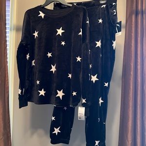 NEW Simply Vera Wang Star Black and White Pajama PJ Set